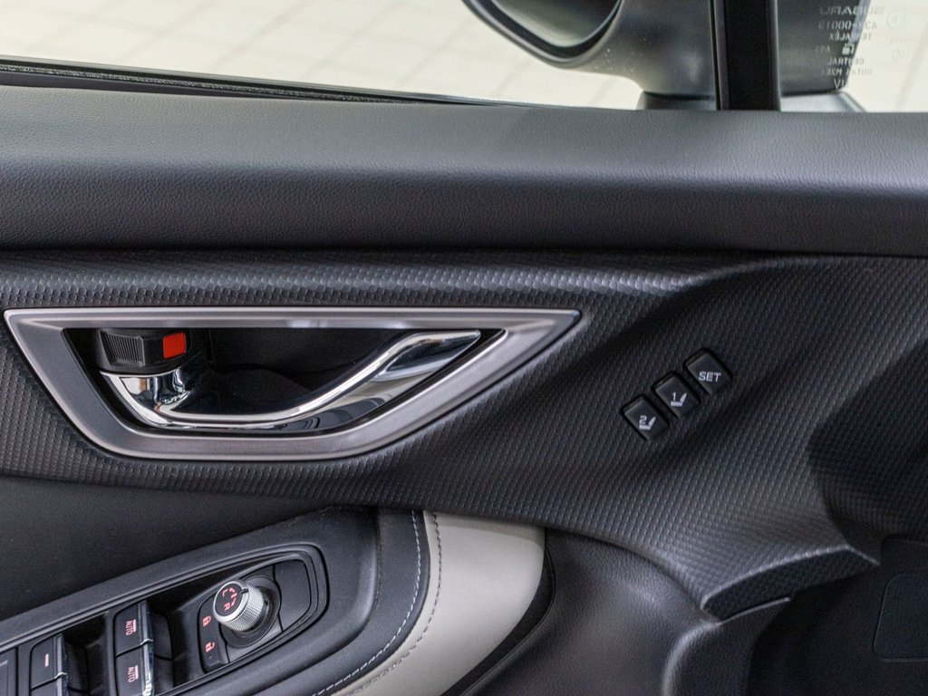 Subaru FORESTER LIMITED LIMITED, CUIR, TOIT, CARPLAY, HARMAN KARDON, CAM 2024 à Charlemagne, Québec - 30 - w1024h768px
