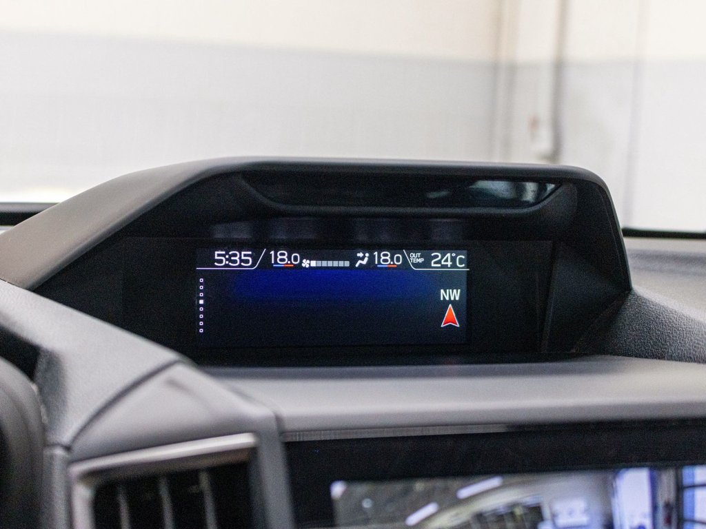 Subaru FORESTER LIMITED LIMITED, CUIR, TOIT, CARPLAY, HARMAN KARDON, CAM 2024 à Charlemagne, Québec - 17 - w1024h768px