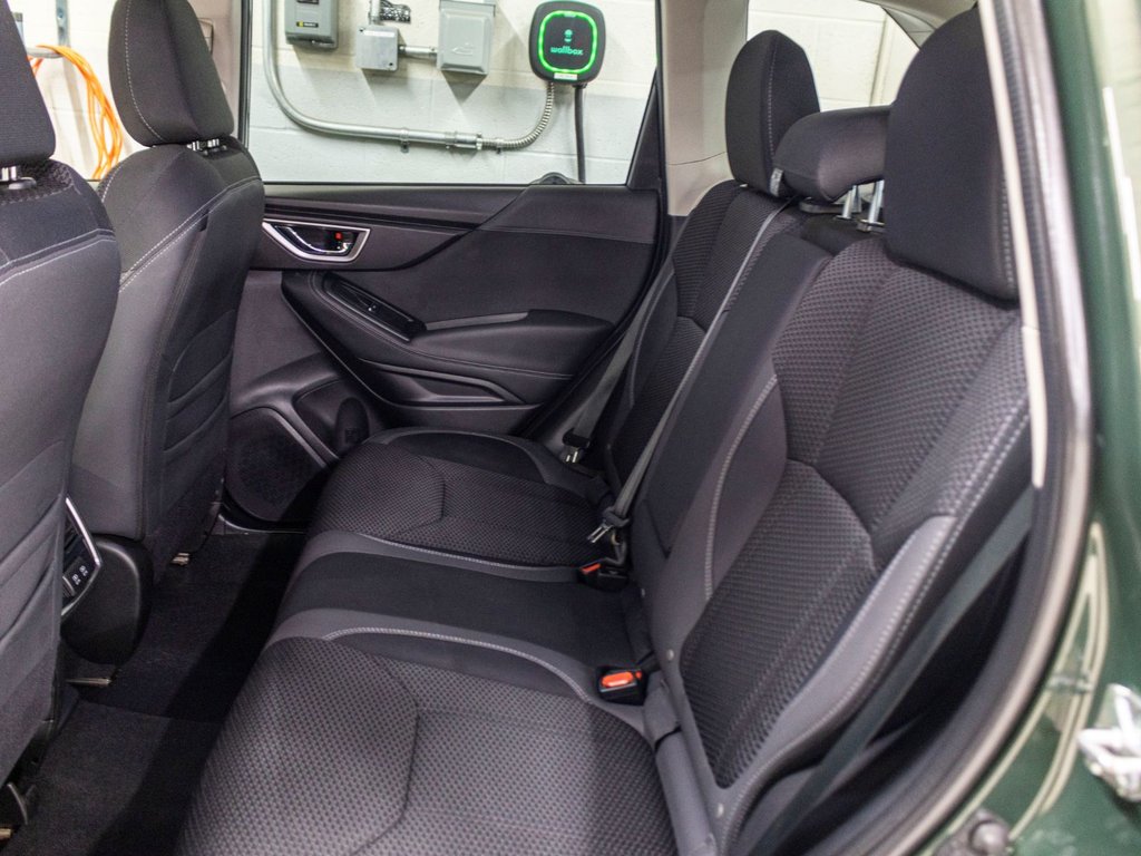 2023 Subaru FORESTER TOURING TOURING, TOIT, CARPLAY, BANCS CHAUFF, ECRAN 11.6 in Saint-Jérôme, Quebec - 29 - w1024h768px