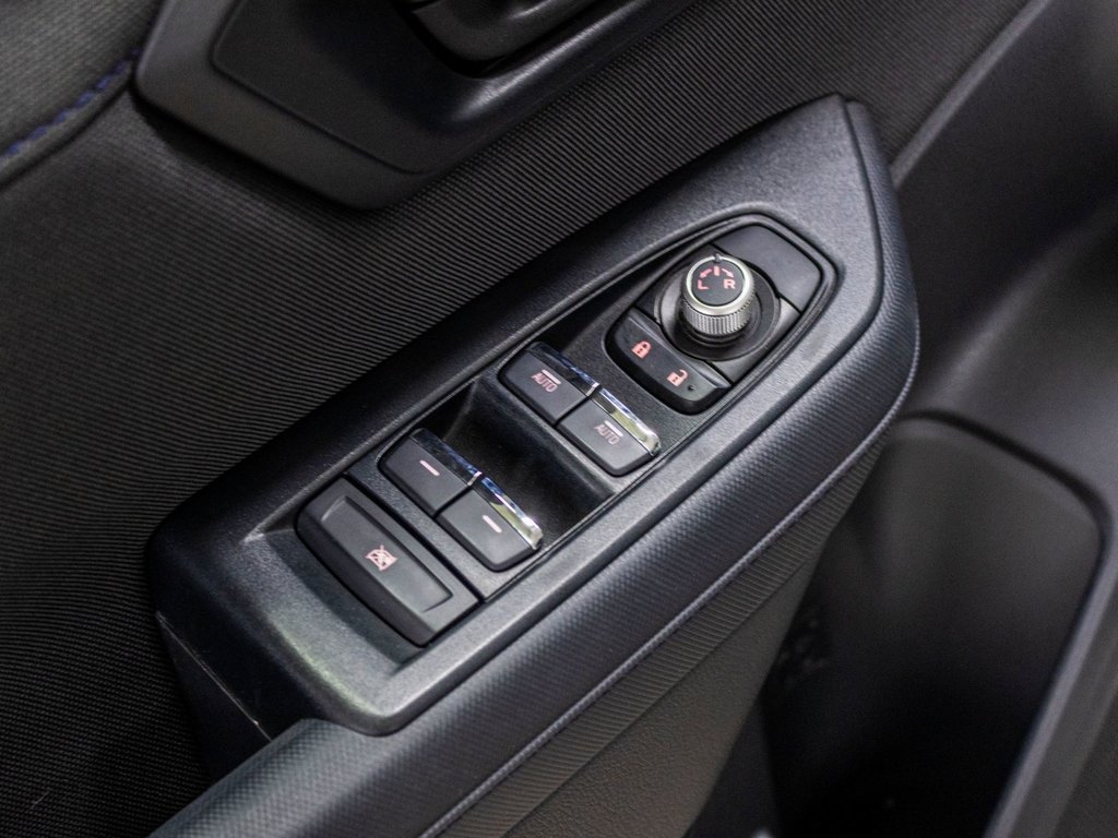 2025 Subaru FORESTER TOURING TOURING, TOIT, CARPLAY, BANCS CHAUFF, ECRAN 11.6 in Charlemagne, Quebec - 25 - w1024h768px