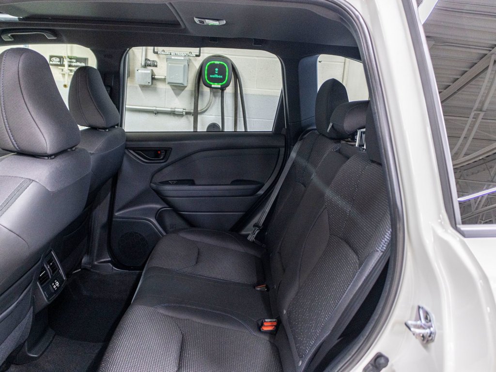 2025 Subaru FORESTER TOURING TOURING, TOIT, CARPLAY, BANCS CHAUFF, ECRAN 11.6 in Charlemagne, Quebec - 26 - w1024h768px