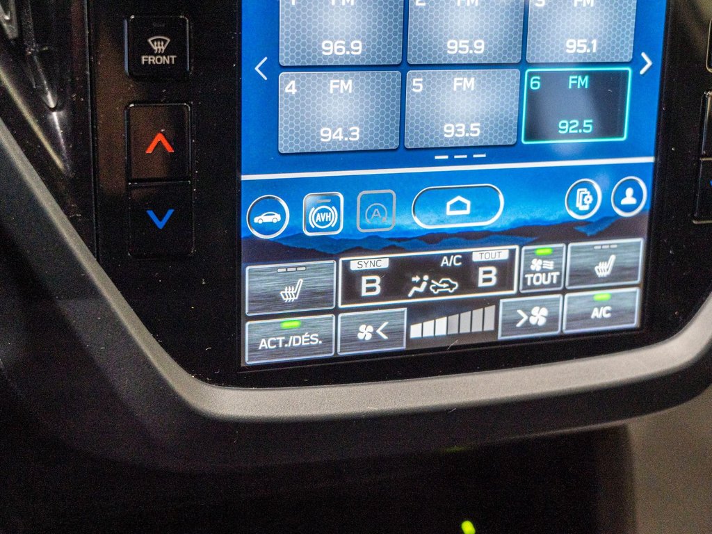Subaru FORESTER TOURING TOURING, TOIT, ECRAN 11.6, CARPLAY, BANCS CHAUFF 2025 à Charlemagne, Québec - 15 - w1024h768px