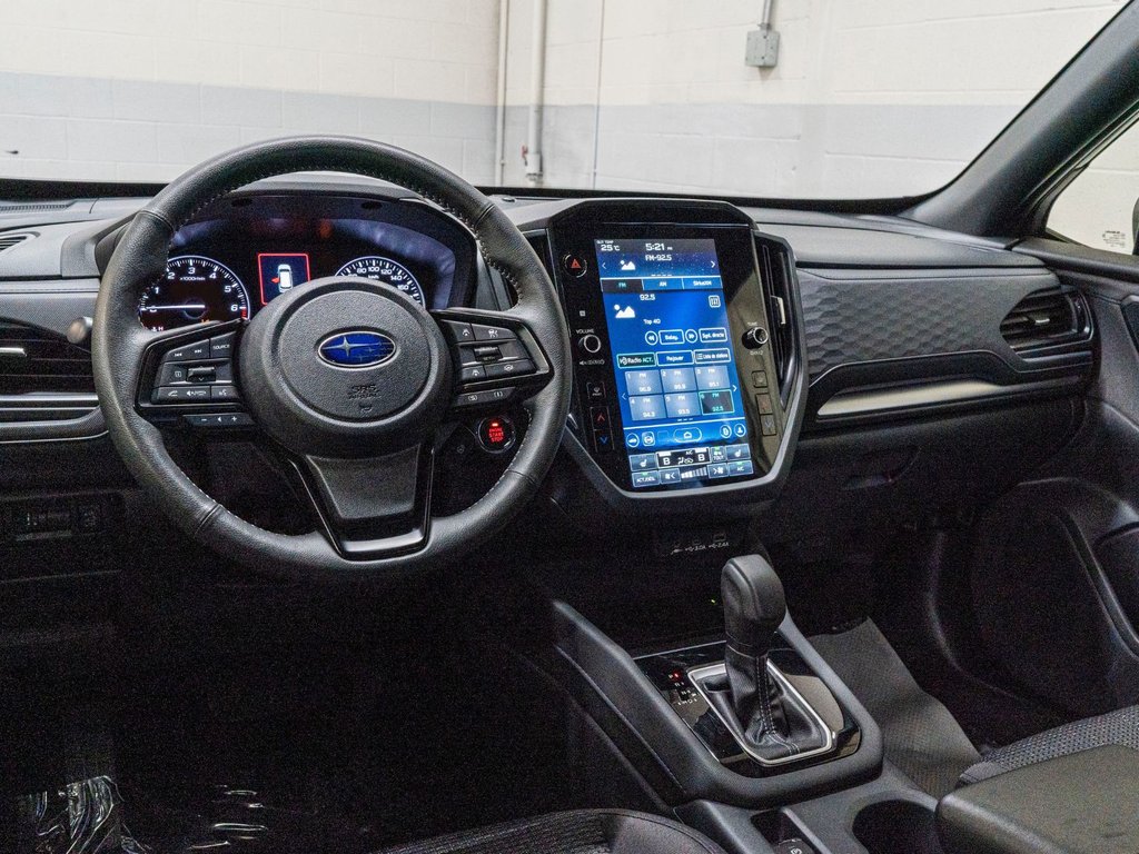 Subaru FORESTER TOURING TOURING, TOIT, ECRAN 11.6, CARPLAY, BANCS CHAUFF 2025 à Charlemagne, Québec - 6 - w1024h768px