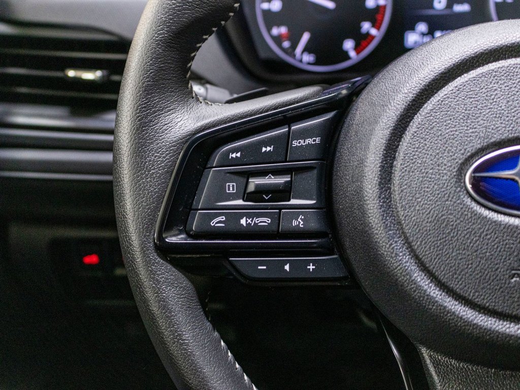 Subaru FORESTER TOURING TOURING, TOIT, CARPLAY, BANCS CHAUFF, ECRAN 11.6 2025 à Charlemagne, Québec - 10 - w1024h768px