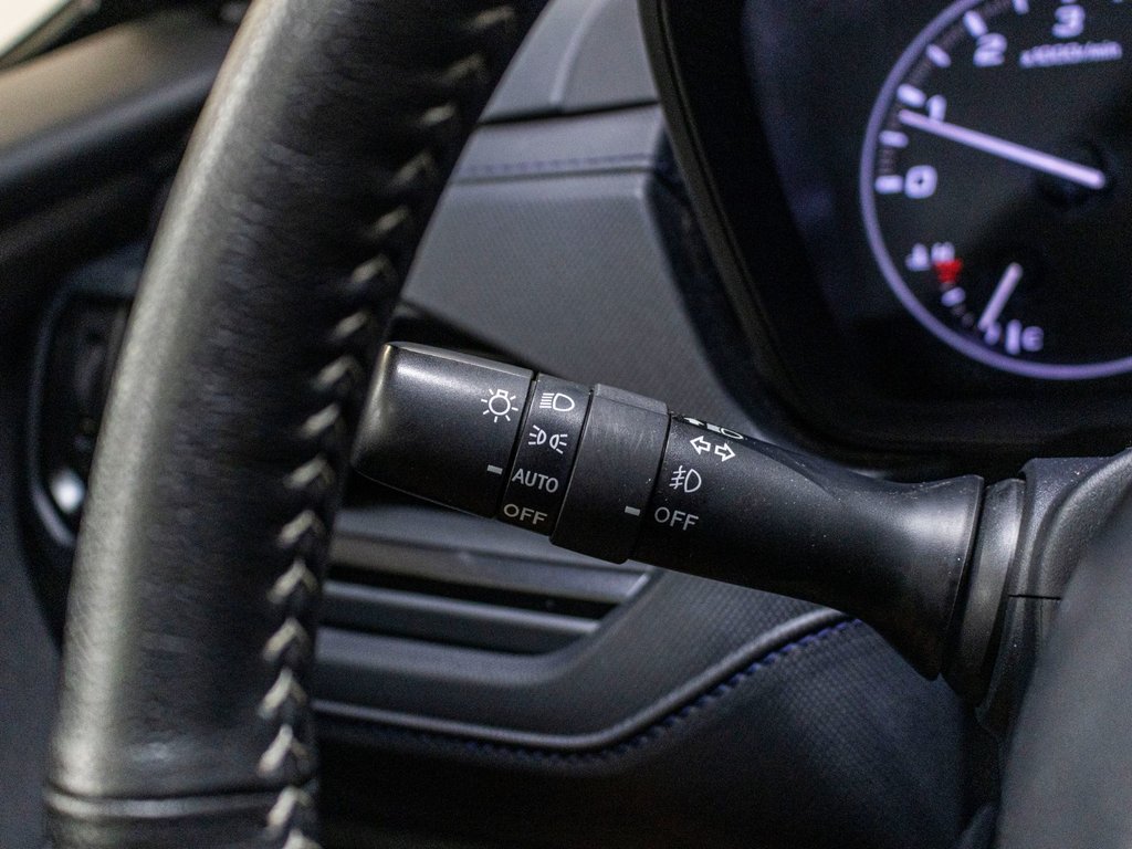 2025 Subaru FORESTER TOURING TOURING, TOIT, CARPLAY, BANCS CHAUFF, ECRAN 11.6 in Charlemagne, Quebec - 16 - w1024h768px