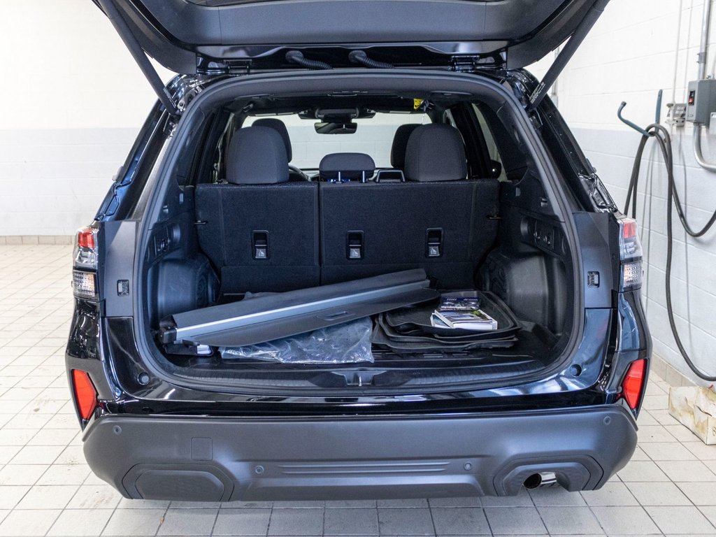 2025 Subaru FORESTER TOURING TOURING, TOIT, CARPLAY, BANCS CHAUFF, ECRAN 11.6 in Charlemagne, Quebec - 28 - w1024h768px