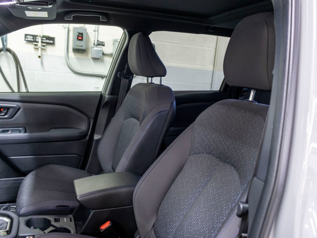 2025 Subaru FORESTER TOURING TOURING, TOIT, CARPLAY, BANCS CHAUFF, ECRAN 11.6 in Charlemagne, Quebec - 24 - w1024h768px