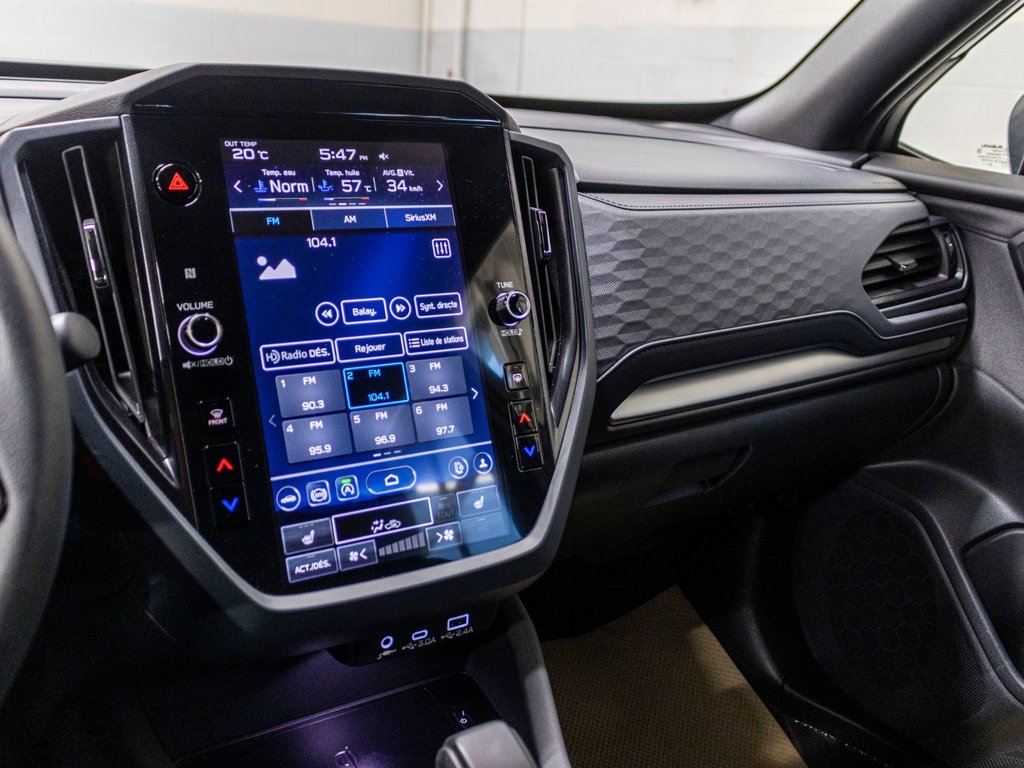 2025 Subaru FORESTER TOURING TOURING, TOIT, CARPLAY, BANCS CHAUFF, ECRAN 11.6 in Saint-Jérôme, Quebec - 12 - w1024h768px