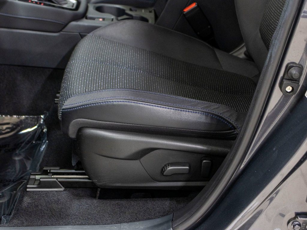 2025 Subaru FORESTER TOURING TOURING, TOIT, CARPLAY, BANCS CHAUFF, ECRAN 11.6 in Saint-Jérôme, Quebec - 23 - w1024h768px