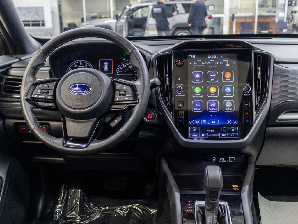 Subaru FORESTER TOURING TOURING, TOIT, ECRAN 11.6, CARPLAY, BANCS CHAUFF 2025 à Saint-Jérôme, Québec - 7 - w1024h768px