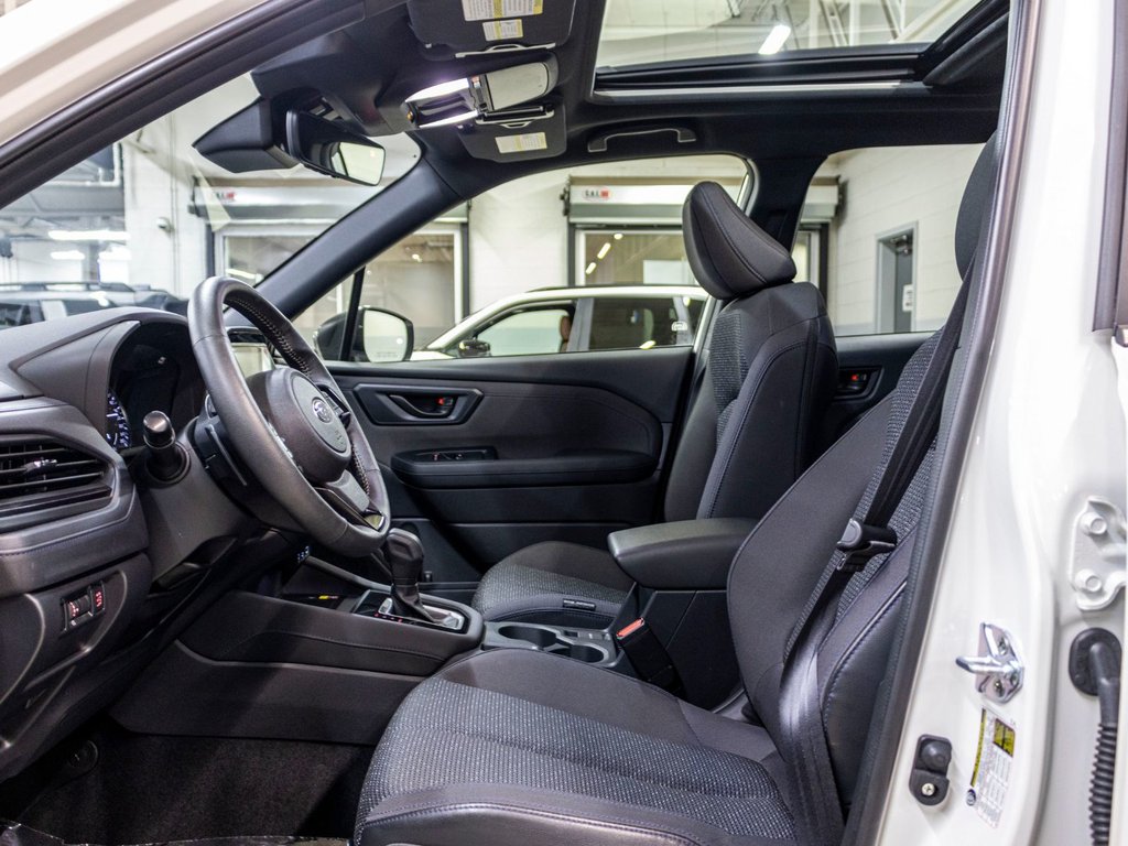 Subaru FORESTER TOURING TOURING, TOIT, ECRAN 11.6, CARPLAY, BANCS CHAUFF 2025 à Saint-Jérôme, Québec - 22 - w1024h768px