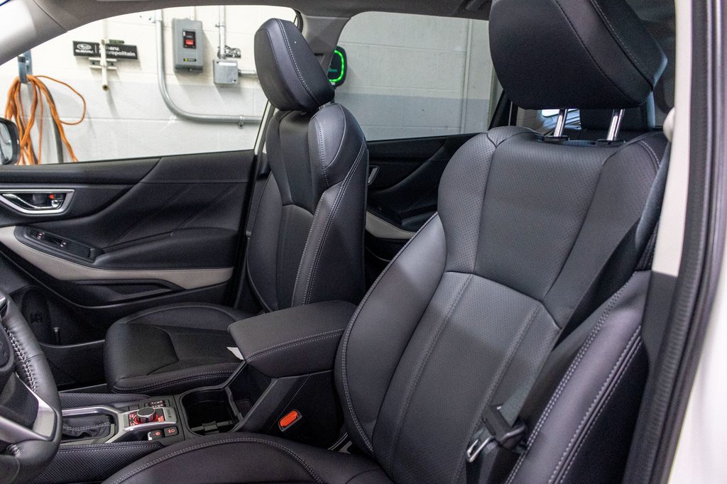 Subaru Forester LIMITED, TOIT PANO, CUIR, CARPLAY, BANCS CHAUFF 2023 à Charlemagne, Québec - 26 - w1024h768px