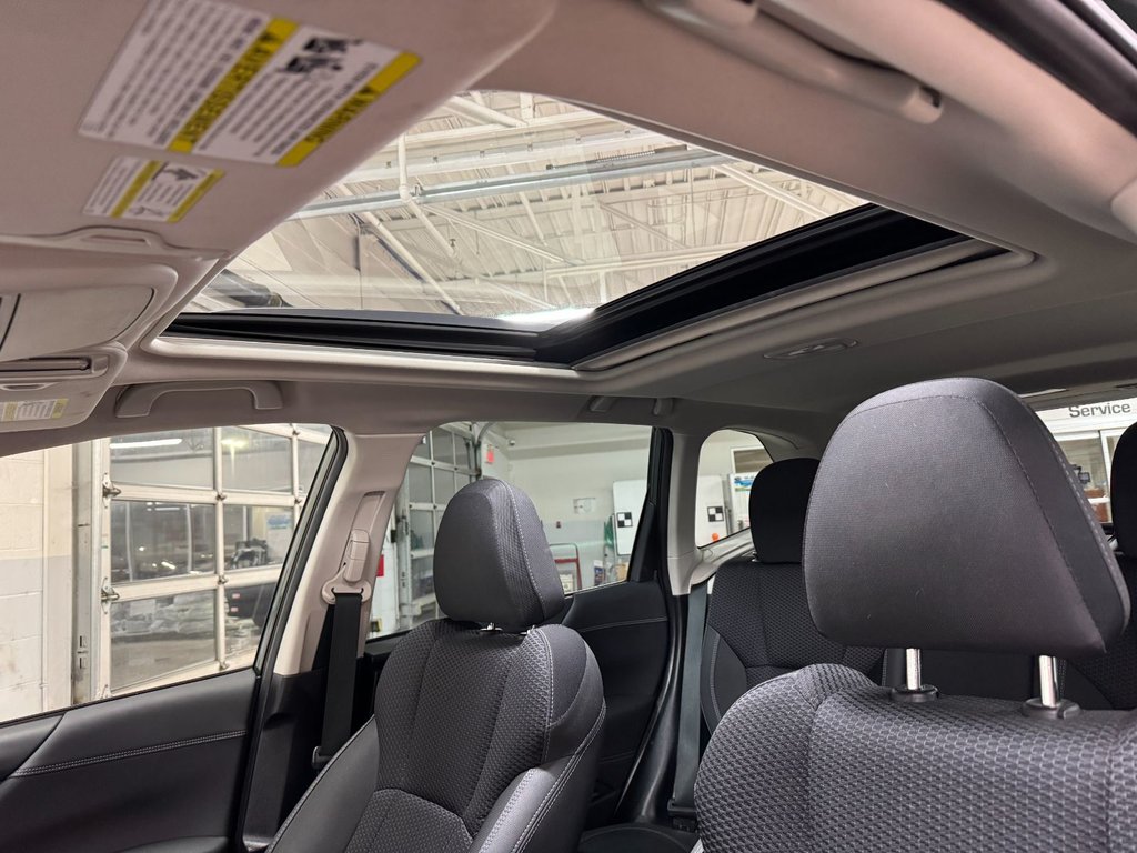Subaru Forester TOURING, TOIT PANO, CARPLAY, BANCS CHAUFF, CAM REC 2023 à Charlemagne, Québec - 13 - w1024h768px