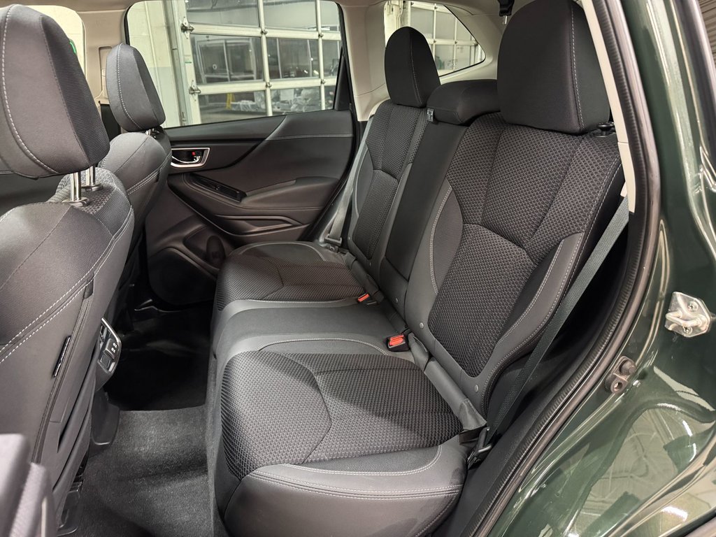 Subaru Forester TOURING, TOIT PANO, CARPLAY, BANCS CHAUFF, CAM REC 2023 à Charlemagne, Québec - 11 - w1024h768px