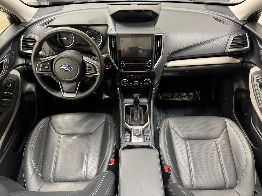 Subaru Forester LIMITED, TOIT PANO, CUIR, CARPLAY, HARMON KARDON 2023 à Charlemagne, Québec - 12 - w1024h768px