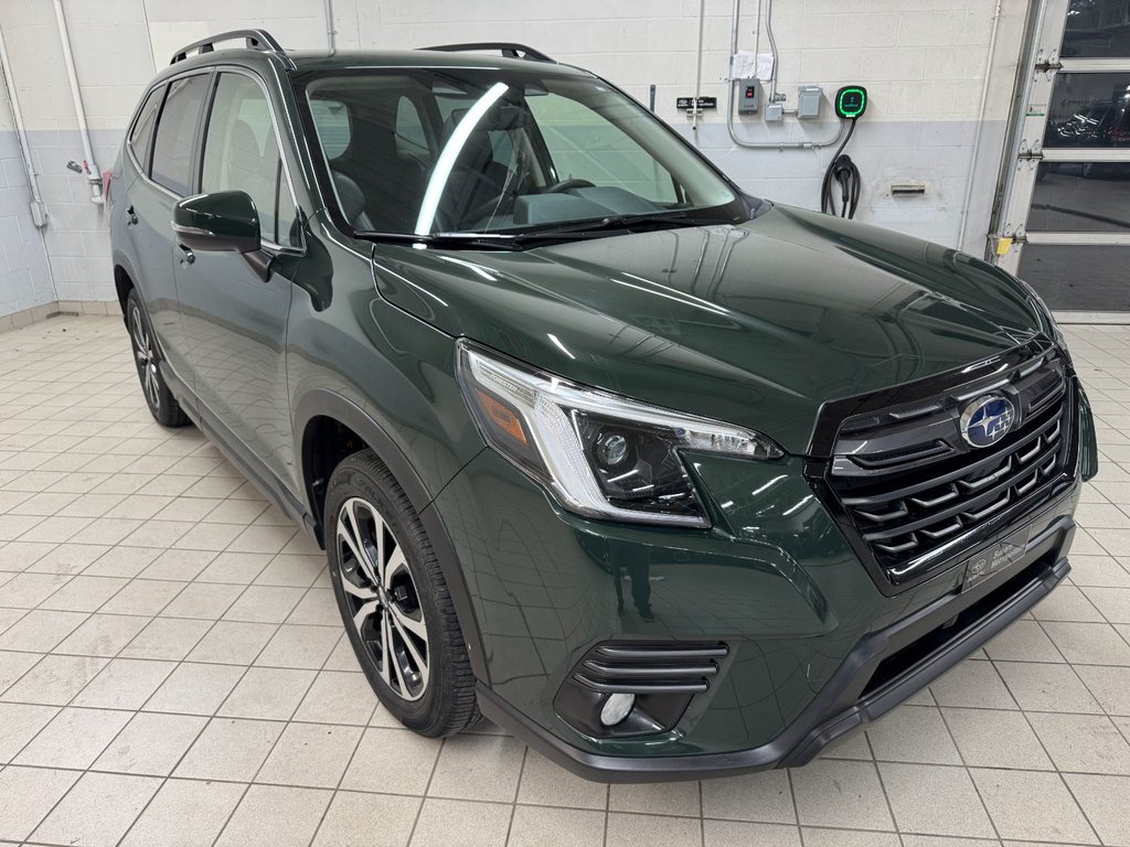 Subaru Forester LIMITED, TOIT PANO, CUIR, CARPLAY, HARMON KARDON 2023 à Charlemagne, Québec - 3 - w1024h768px