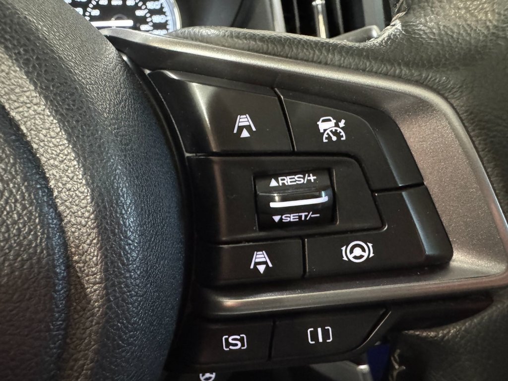 2023 Subaru Forester LIMITED, CUIR, TOIT, CARPLAY, BANCS CHAUFF, CAM in Charlemagne, Quebec - 12 - w1024h768px