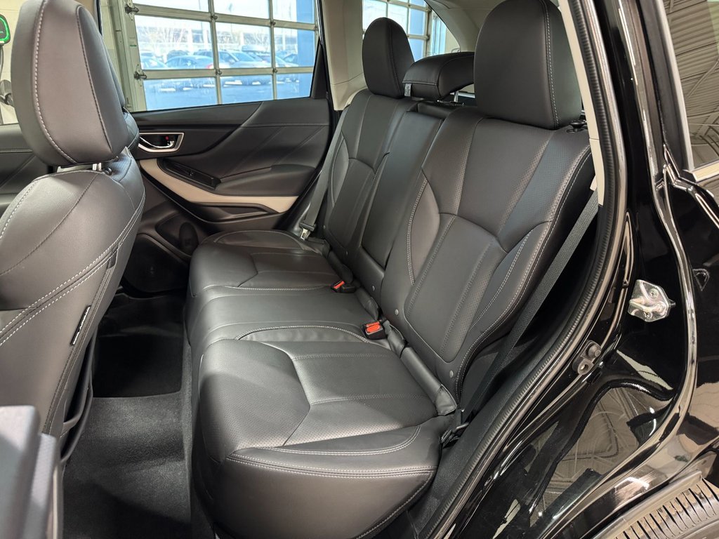 2023 Subaru Forester LIMITED, CUIR, TOIT, CARPLAY, BANCS CHAUFF, CAM in Charlemagne, Quebec - 17 - w1024h768px