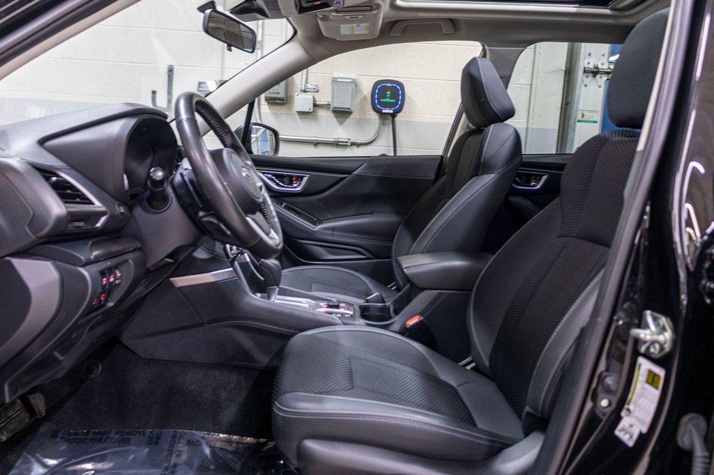 Subaru Forester TOURING, TOIT, CARPLAY, BANCS CHAUFF, EYESIGHT,CAM 2023 à Saint-Jérôme, Québec - 24 - w1024h768px