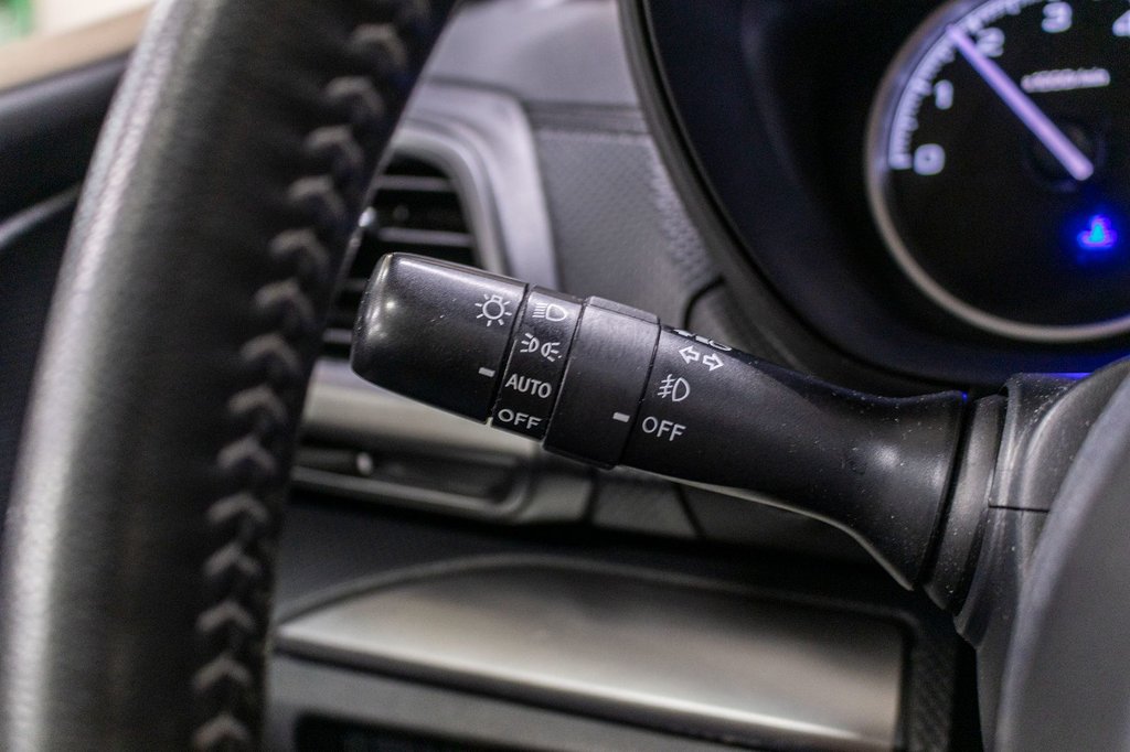 Subaru Forester TOURING, TOIT, CARPLAY, BANCS CHAUFF, EYESIGHT,CAM 2023 à Saint-Jérôme, Québec - 20 - w1024h768px