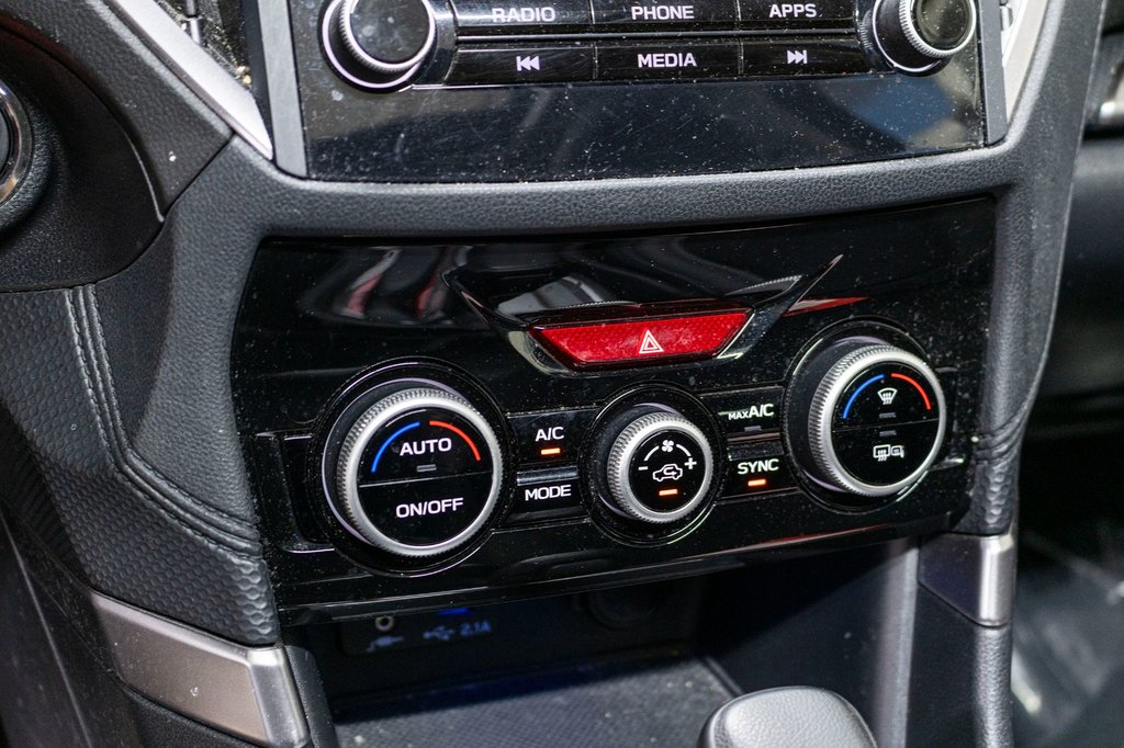 Subaru Forester TOURING, TOIT, CARPLAY, BANCS CHAUFF, EYESIGHT,CAM 2023 à Saint-Jérôme, Québec - 14 - w1024h768px