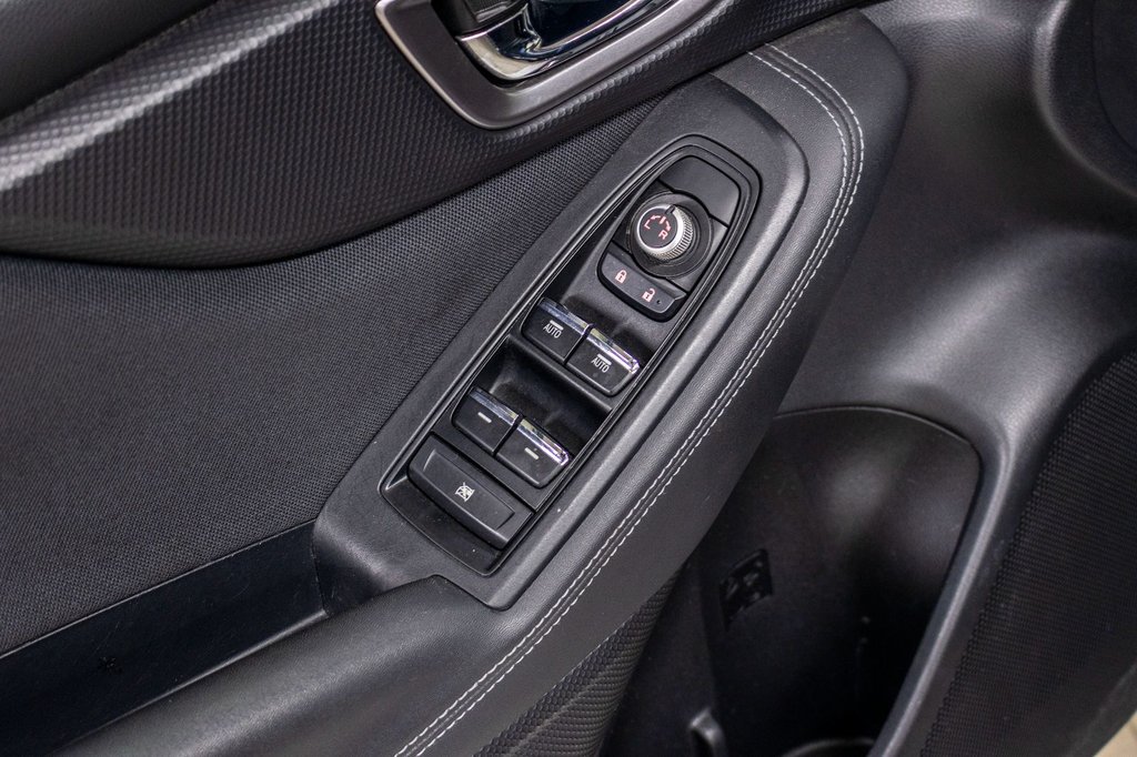Subaru Forester TOURING, TOIT, CARPLAY, BANCS CHAUFF, EYESIGHT,CAM 2023 à Saint-Jérôme, Québec - 28 - w1024h768px