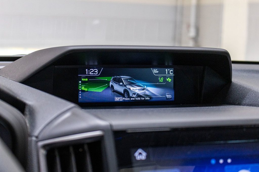 2023 Subaru Forester TOURING, TOIT PANO, CARPLAY, BANCS CHAUFF, CAM in Charlemagne, Quebec - 17 - w1024h768px