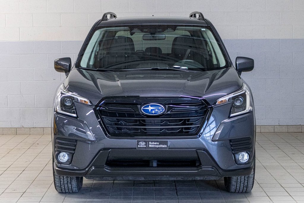 2023 Subaru Forester TOURING, TOIT PANO, CARPLAY, BANCS CHAUFF, CAM in Charlemagne, Quebec - 2 - w1024h768px