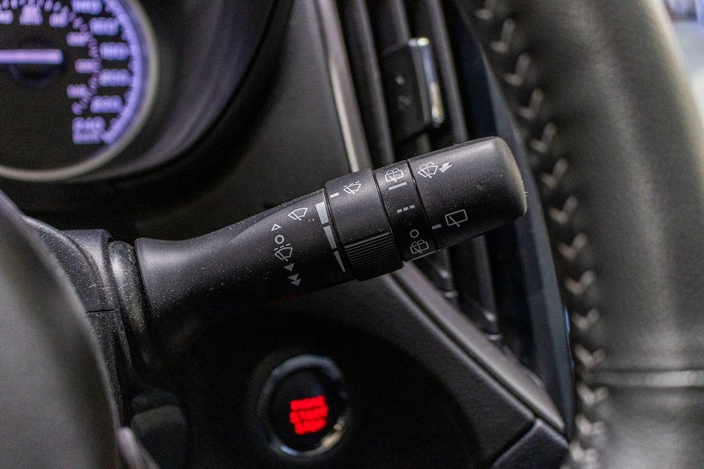 2023 Subaru Forester TOURING, TOIT PANO, CARPLAY, BANCS CHAUFF, CAM in Charlemagne, Quebec - 21 - w1024h768px