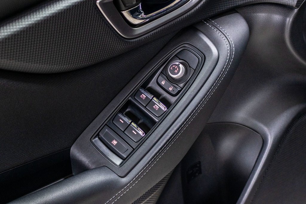 Subaru Forester TOURING, TOIT PANO, CARPLAY, BANCS CHAUFF, CAM REC 2023 à Charlemagne, Québec - 28 - w1024h768px