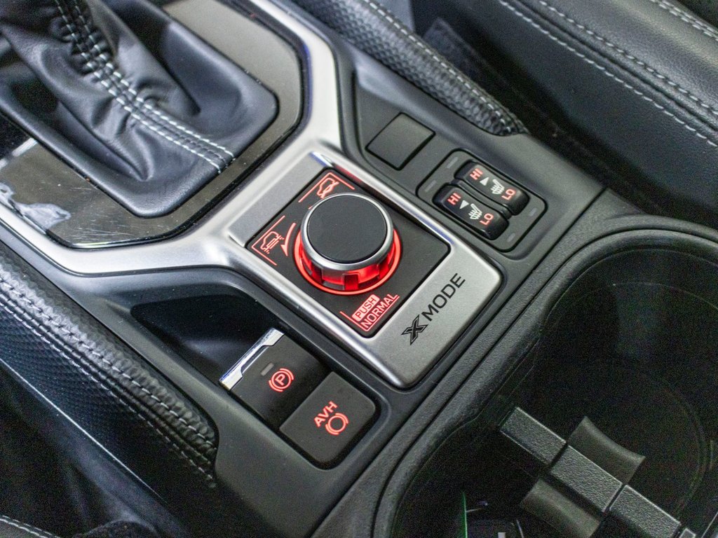 2023 Subaru Forester LIMITED, CUIR, TOIT, CARPLAY, HARMAN KARDON, CAM in Charlemagne, Quebec - 15 - w1024h768px