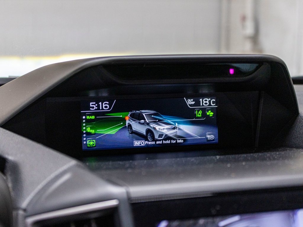 2023 Subaru Forester LIMITED, CUIR, TOIT, CARPLAY, HARMAN KARDON, CAM in Charlemagne, Quebec - 17 - w1024h768px