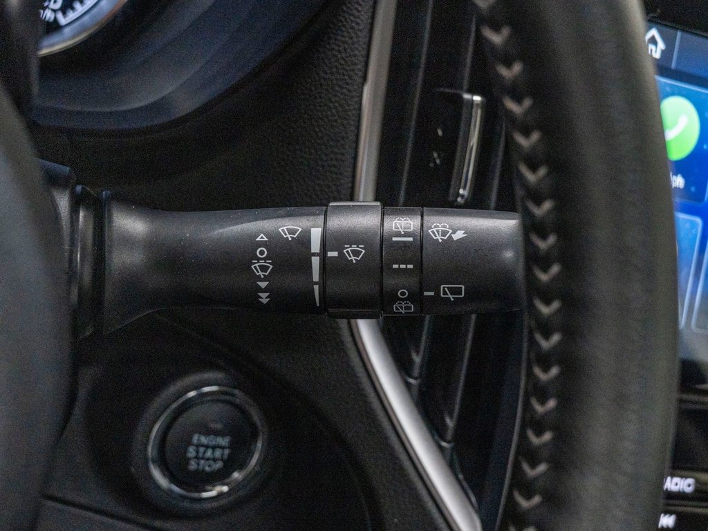 2023 Subaru Forester LIMITED, CUIR, TOIT, CARPLAY, HARMAN KARDON, CAM in Saint-Jérôme, Quebec - 18 - w1024h768px