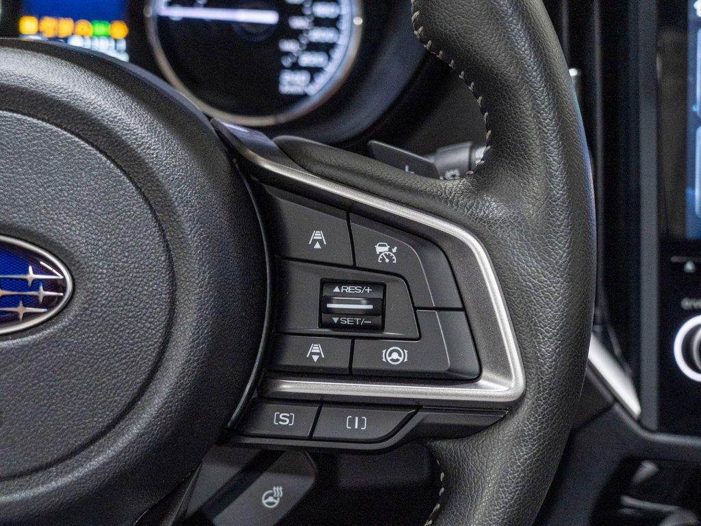 2023 Subaru Forester LIMITED, CUIR, TOIT, CARPLAY, HARMAN KARDON, CAM in Saint-Jérôme, Quebec - 11 - w1024h768px