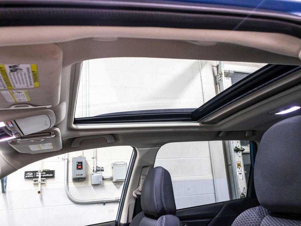 Subaru Forester TOURING, TOIT, CARPLAY, BANCS CHAUFF, EYESIGHT,CAM 2023 à Charlemagne, Québec - 26 - w1024h768px