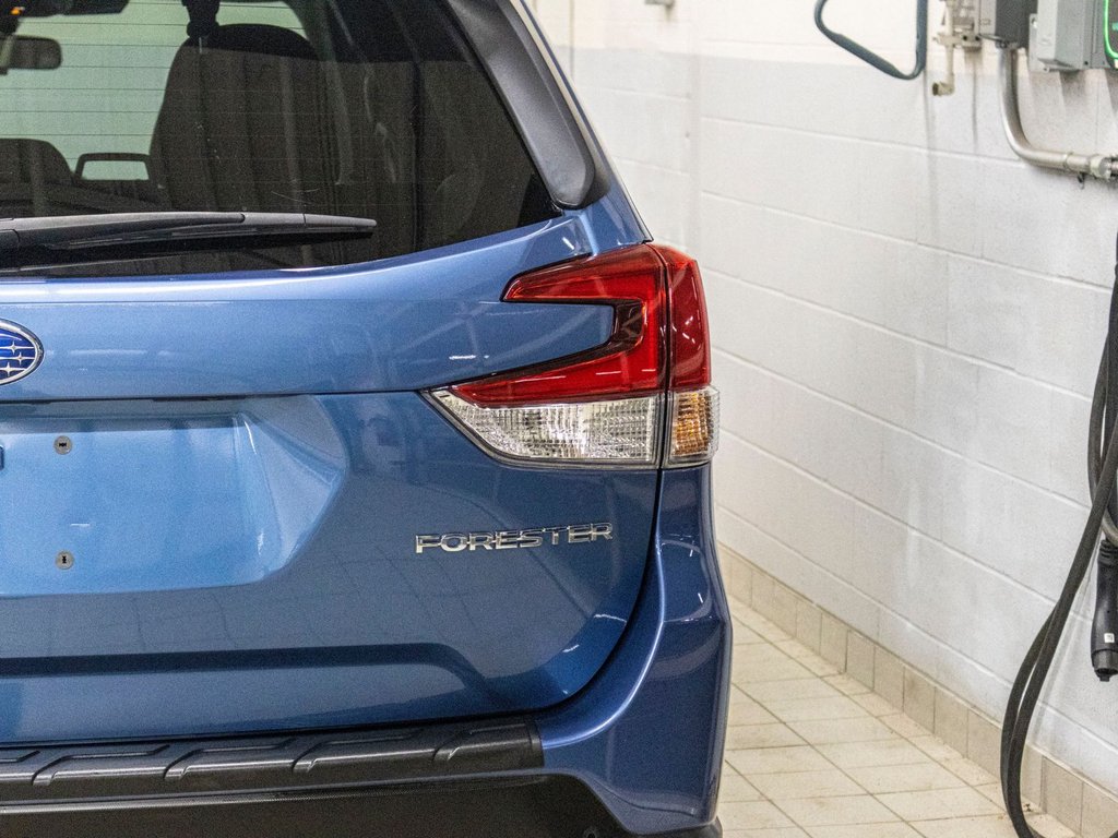 Subaru Forester TOURING, TOIT, CARPLAY, BANCS CHAUFF, EYESIGHT,CAM 2023 à Charlemagne, Québec - 32 - w1024h768px