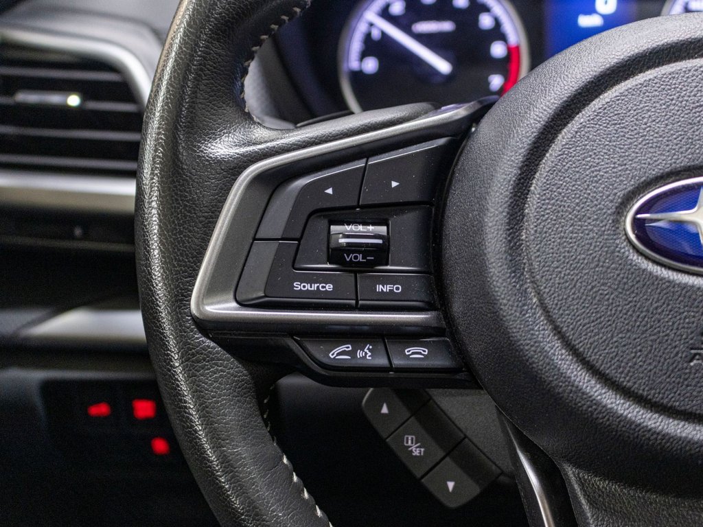 Subaru Forester TOURING, TOIT, CARPLAY, BANCS CHAUFF, EYESIGHT,CAM 2023 à Charlemagne, Québec - 10 - w1024h768px