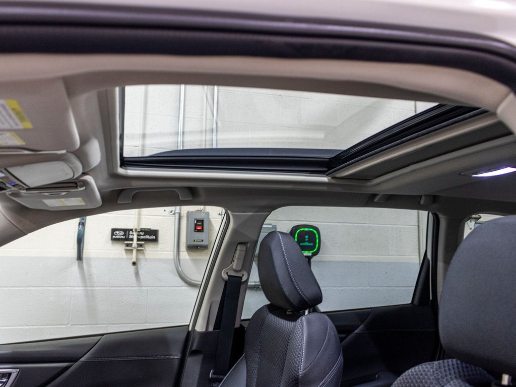 2023 Subaru Forester TOURING, TOIT, CARPLAY, BANCS CHAUFF, EYESIGHT,CAM in Charlemagne, Quebec - 27 - w1024h768px