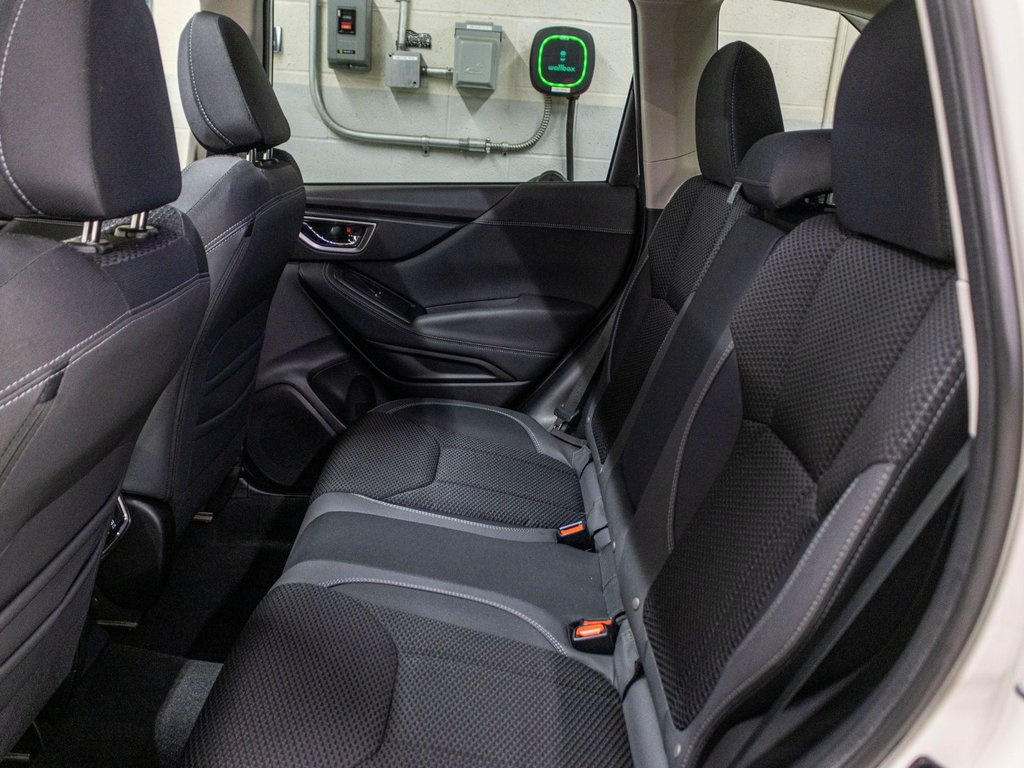 2023 Subaru Forester TOURING, TOIT, CARPLAY, BANCS CHAUFF, EYESIGHT,CAM in Charlemagne, Quebec - 30 - w1024h768px