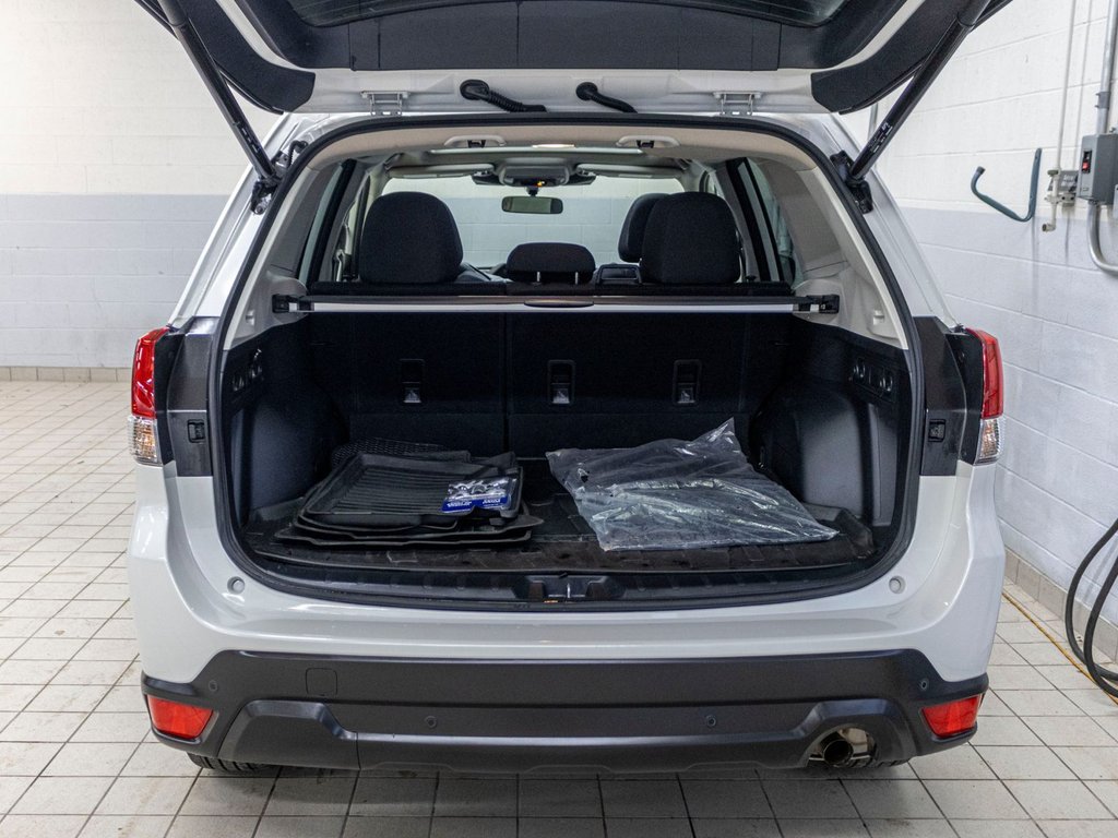 2023 Subaru Forester TOURING, TOIT, CARPLAY, BANCS CHAUFF, EYESIGHT,CAM in Charlemagne, Quebec - 31 - w1024h768px