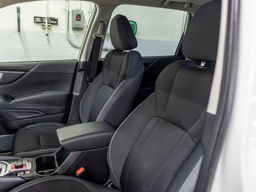 2023 Subaru Forester TOURING, TOIT, CARPLAY, BANCS CHAUFF, EYESIGHT,CAM in Charlemagne, Quebec - 26 - w1024h768px