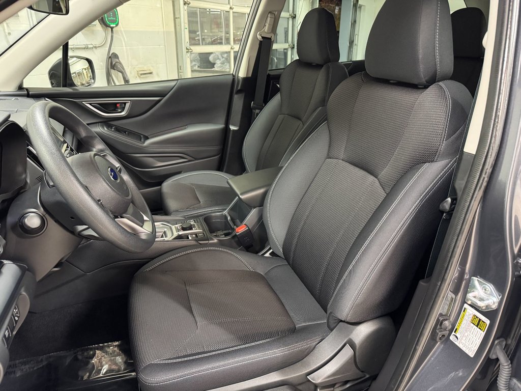 Subaru Forester 2.5i, EYESIGHT, CARPLAY, BANCS CHAUFF, BAS KM, CAM 2024 à Charlemagne, Québec - 10 - w1024h768px