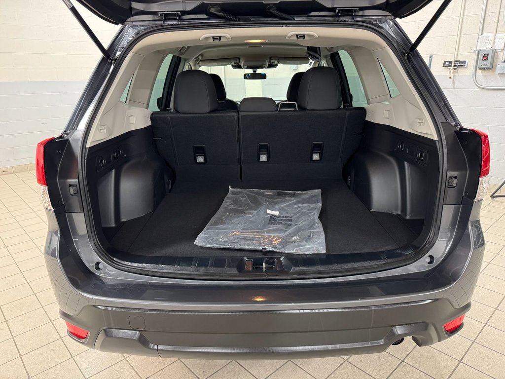 Subaru Forester 2.5i, EYESIGHT, CARPLAY, BANCS CHAUFF, BAS KM, CAM 2024 à Charlemagne, Québec - 6 - w1024h768px
