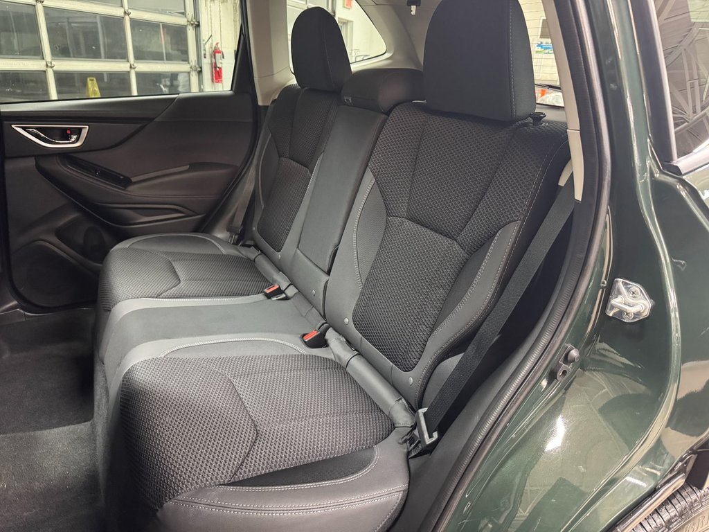 2024 Subaru Forester Touring in Charlemagne, Quebec - 10 - w1024h768px
