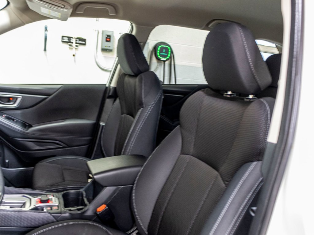 2024 Subaru Forester 2.5i, EYESIGHT, CARPLAY, BANCS CHAUFF, CAM REC in Saint-Jérôme, Quebec - 25 - w1024h768px