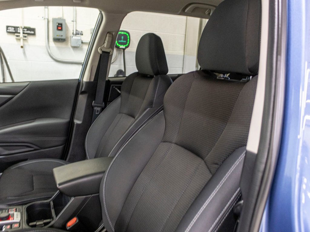 Subaru Forester 2.5i, EYESIGHT, CARPLAY, BANCS CHAUFF, CAM REC 2024 à Charlemagne, Québec - 25 - w1024h768px