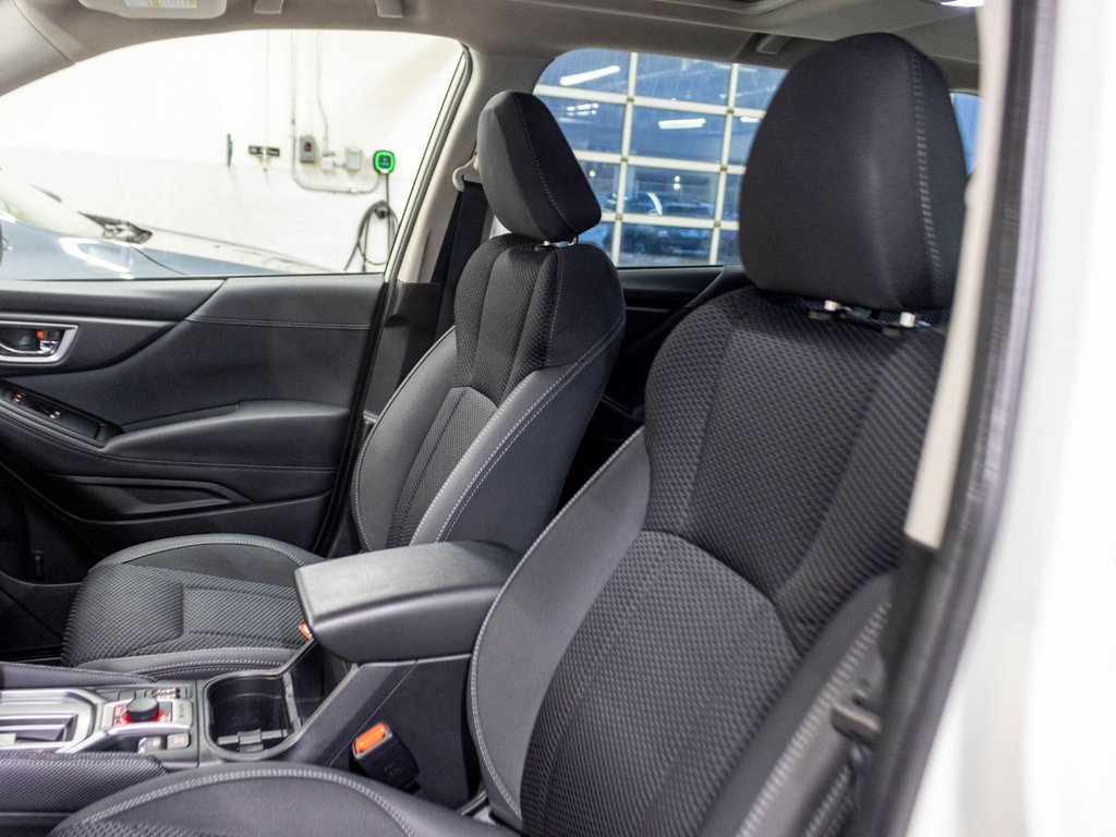 Subaru Forester TOURING, TOIT, CARPLAY, BANCS CHAUFF, EYESIGHT,CAM 2024 à Saint-Jérôme, Québec - 26 - w1024h768px