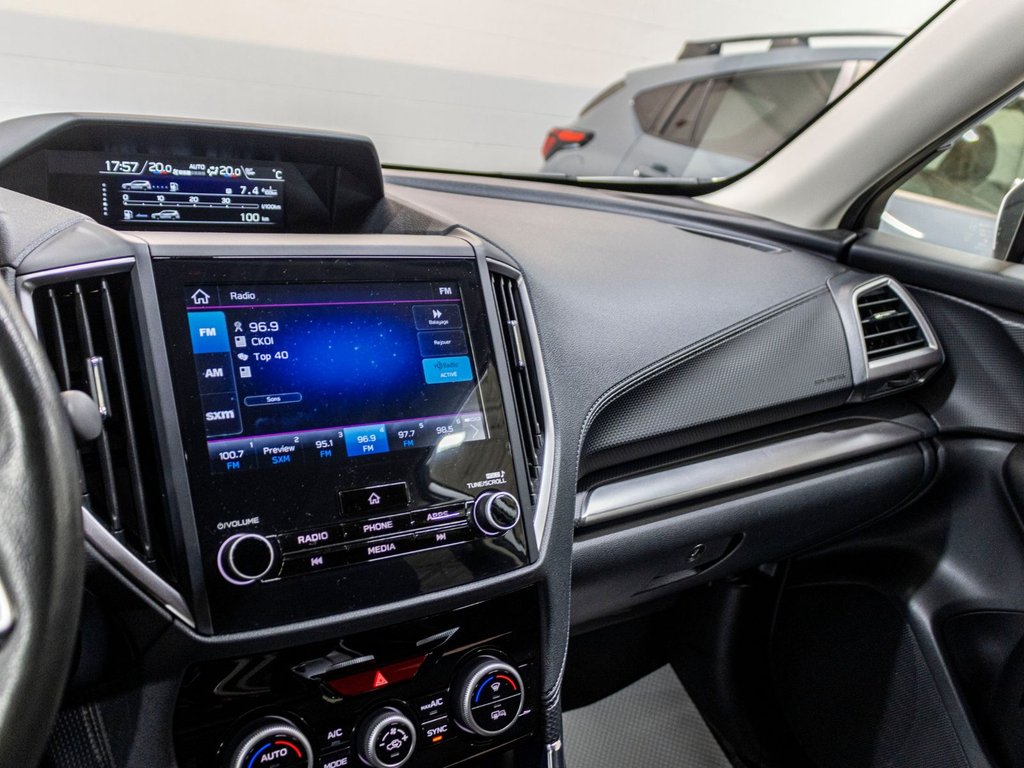 Subaru Forester TOURING, TOIT, CARPLAY, BANCS CHAUFF, EYESIGHT,CAM 2024 à Charlemagne, Québec - 12 - w1024h768px