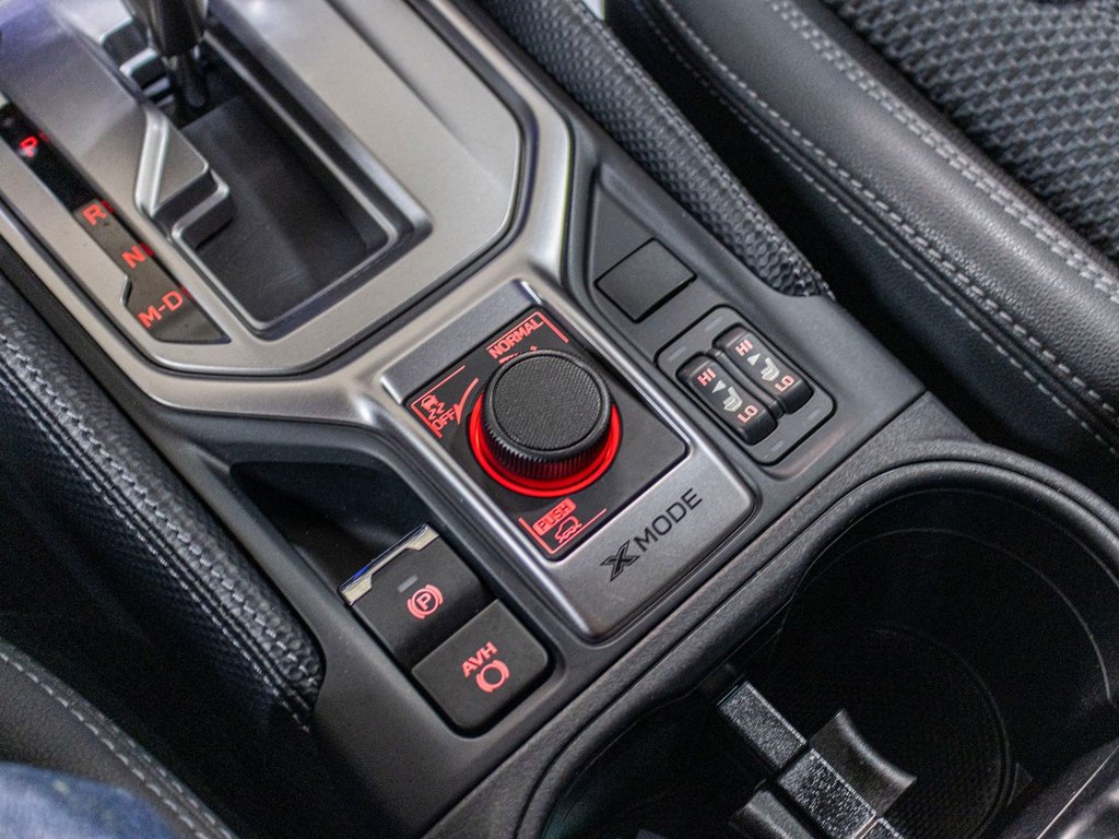 Subaru Forester TOURING, TOIT, CARPLAY, BANCS CHAUFF, EYESIGHT,CAM 2024 à Charlemagne, Québec - 15 - w1024h768px