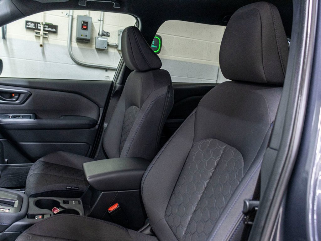 2025 Subaru Forester CONVENIENCE, EYESIGHT, CARPLAY, BANCS CHAUFF, CAM in Charlemagne, Quebec - 22 - w1024h768px